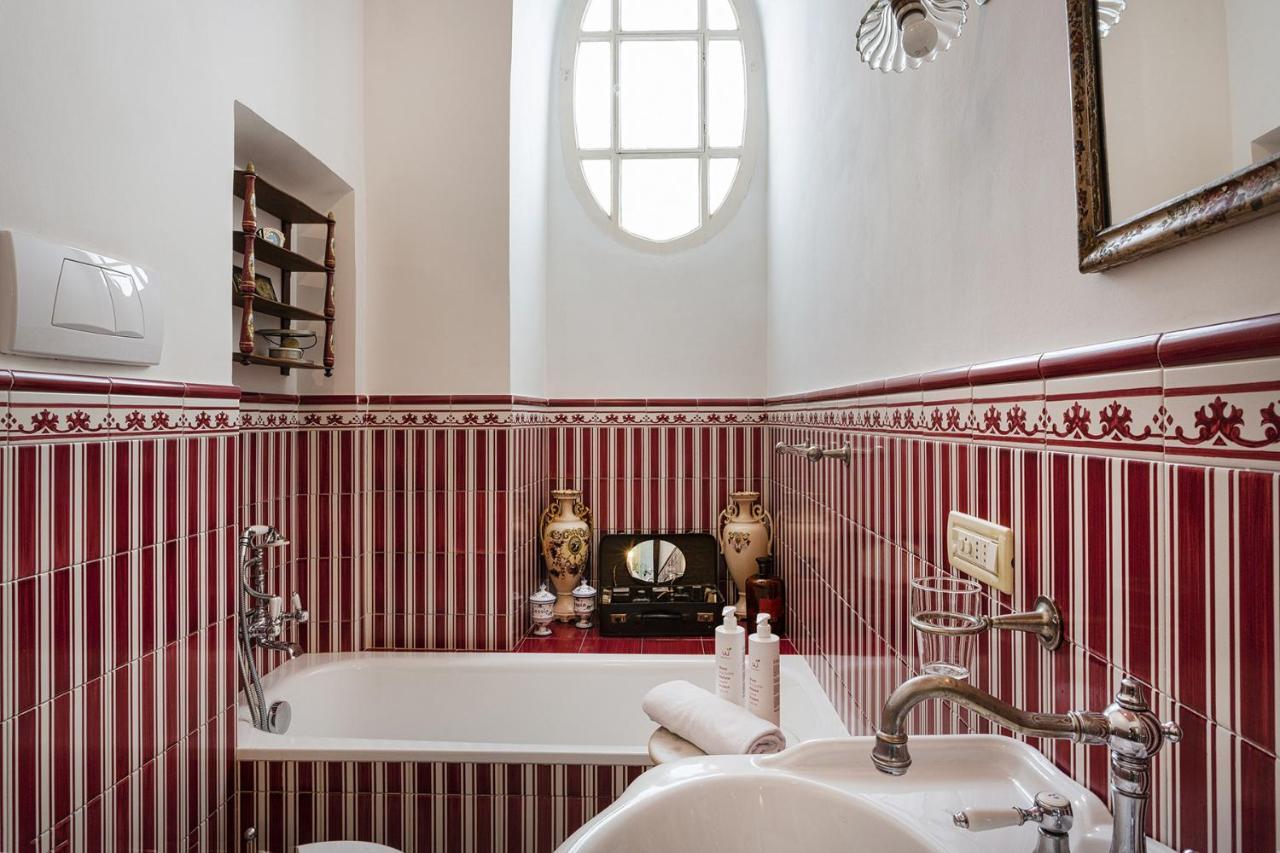 Fancy Apartment In Palazzo Grimaldi By Wonderful Italy เจนัว ภายนอก รูปภาพ